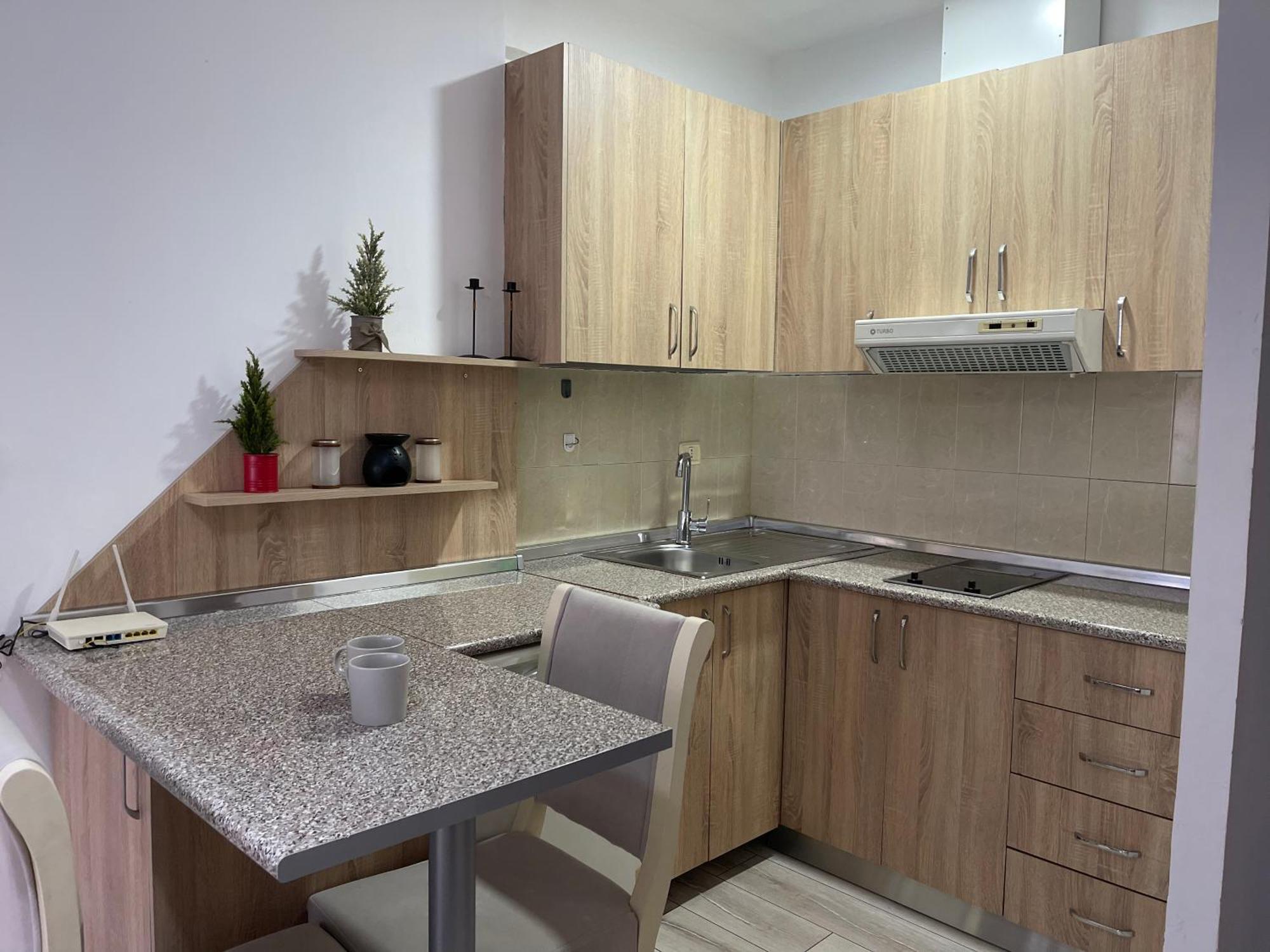 Downtown Modern Studio Apartment Тирана Екстер'єр фото